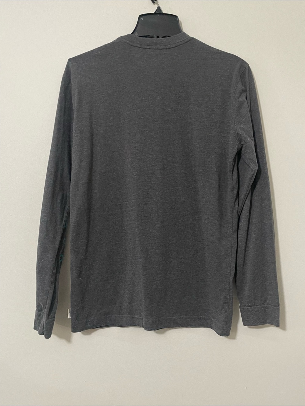 Magellan Outdoors Charcoal Long-Sleeve Logo Tee with Teal Accent - Picture 4 of 6